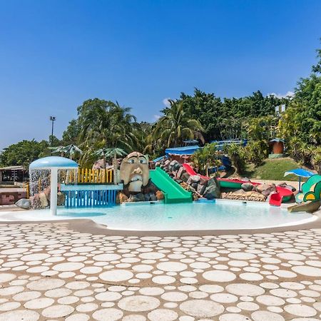 Resort Y Parque Acuatico Valle Dorado El Rosario Εξωτερικό φωτογραφία