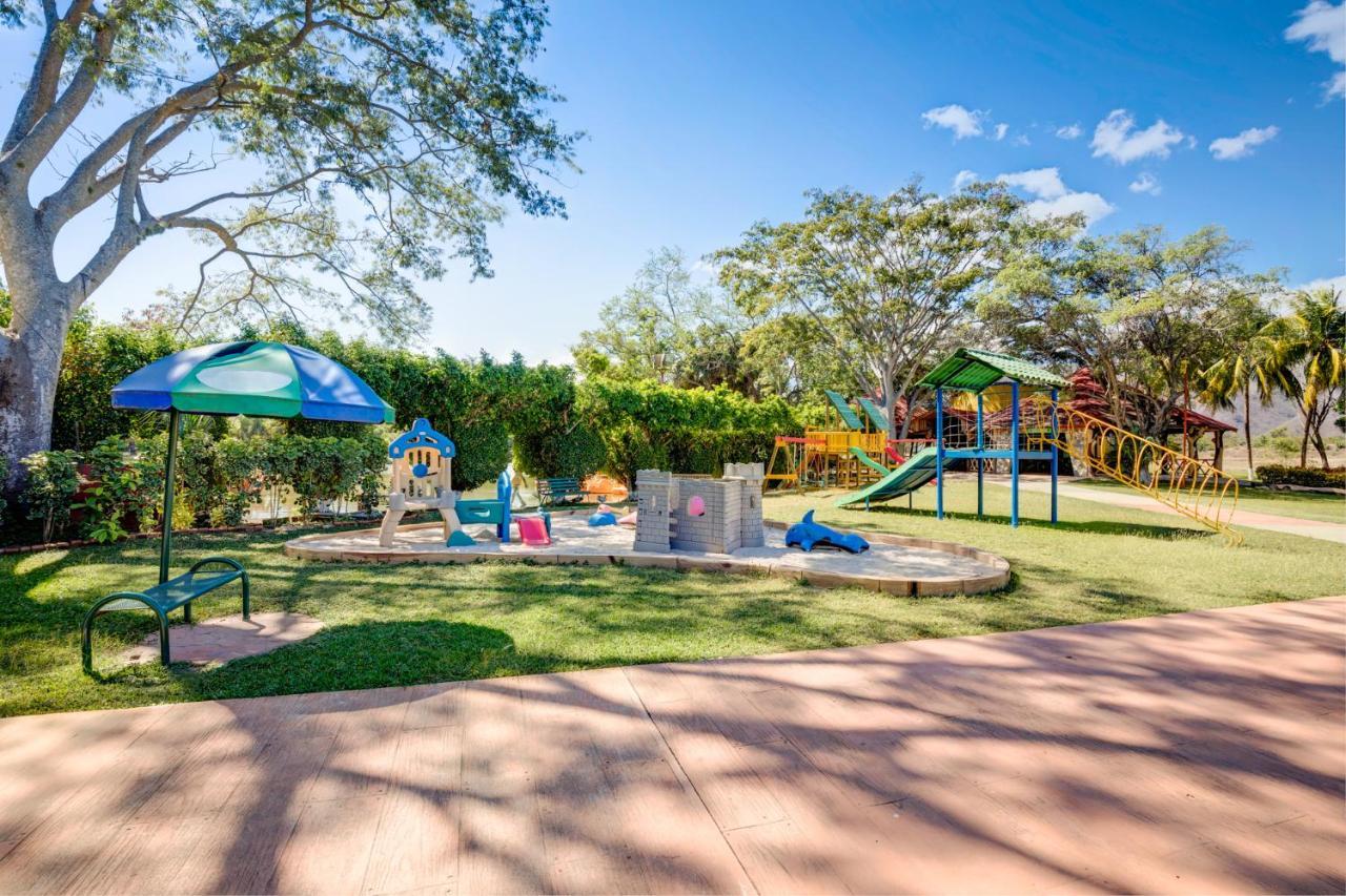 Resort Y Parque Acuatico Valle Dorado El Rosario Εξωτερικό φωτογραφία
