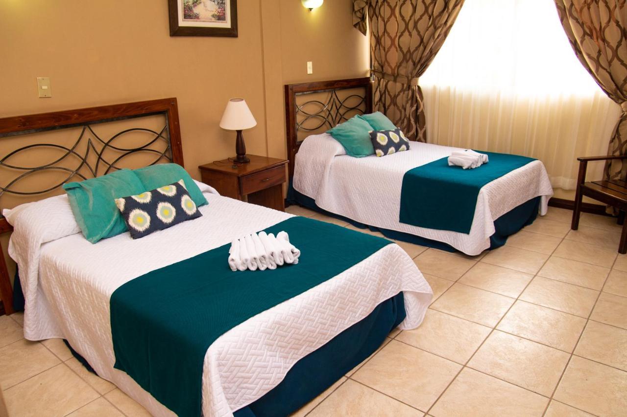 Resort Y Parque Acuatico Valle Dorado El Rosario Εξωτερικό φωτογραφία